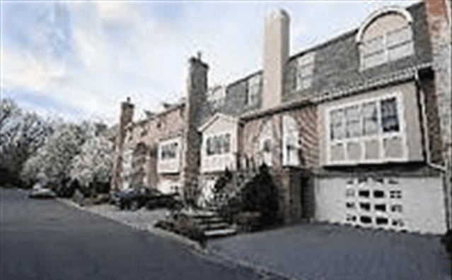 154 STONEGATE Trail, Cresskill